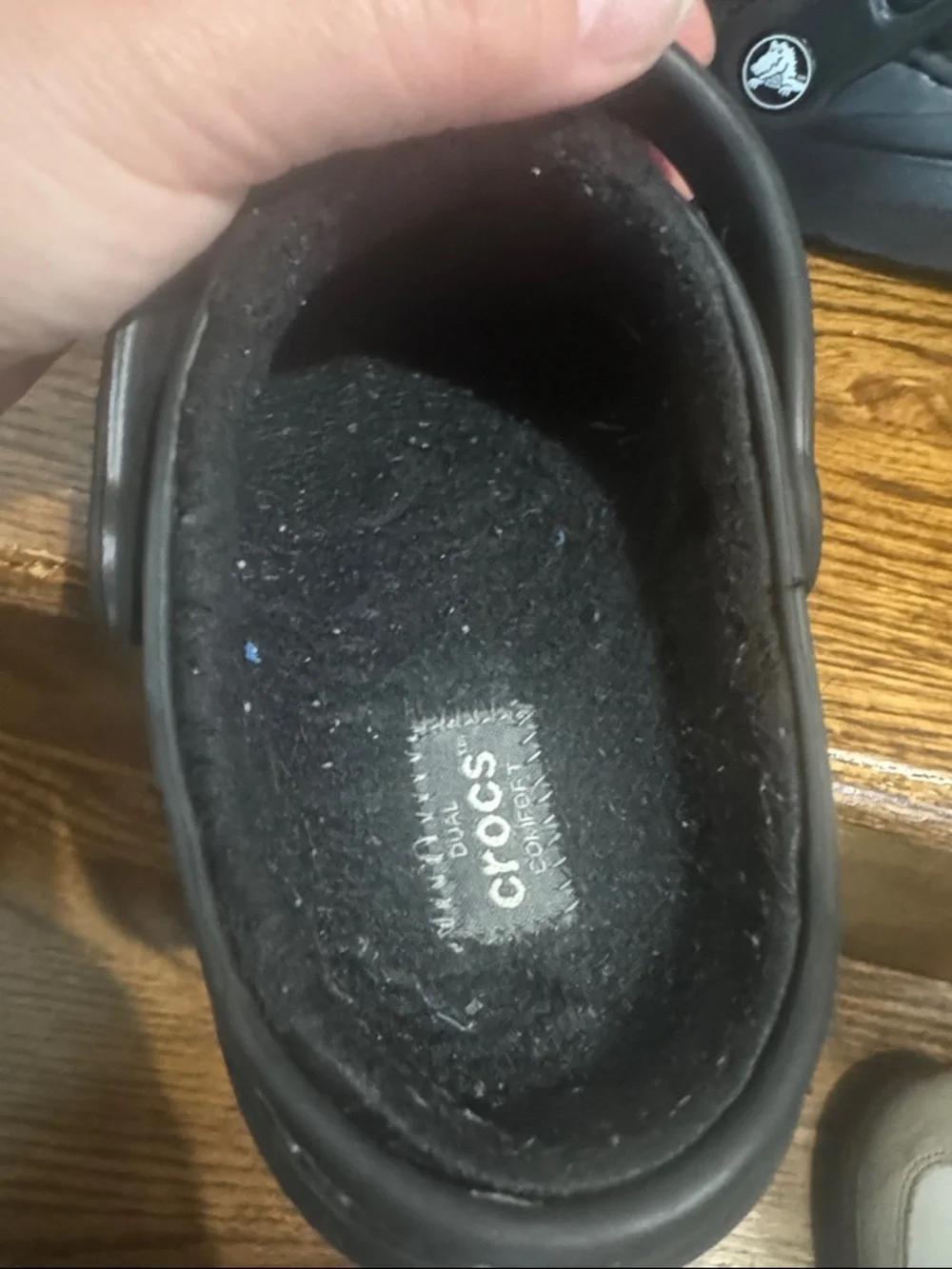 CROCS Kids Classic Clog with Fleece Lining - Black -J3